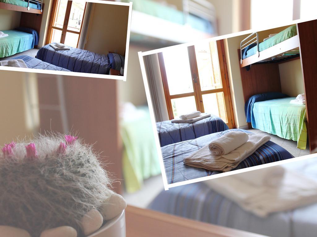 Hotel Barbieri ヴィボ・バレンティア・マリーナ 部屋 写真