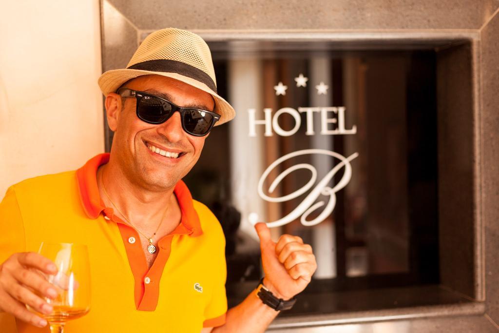 Hotel Barbieri ヴィボ・バレンティア・マリーナ エクステリア 写真